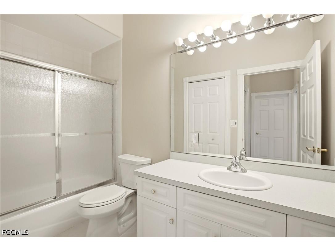 5072 Sorrento Court Cape Coral FL 33904 2026018148 image17