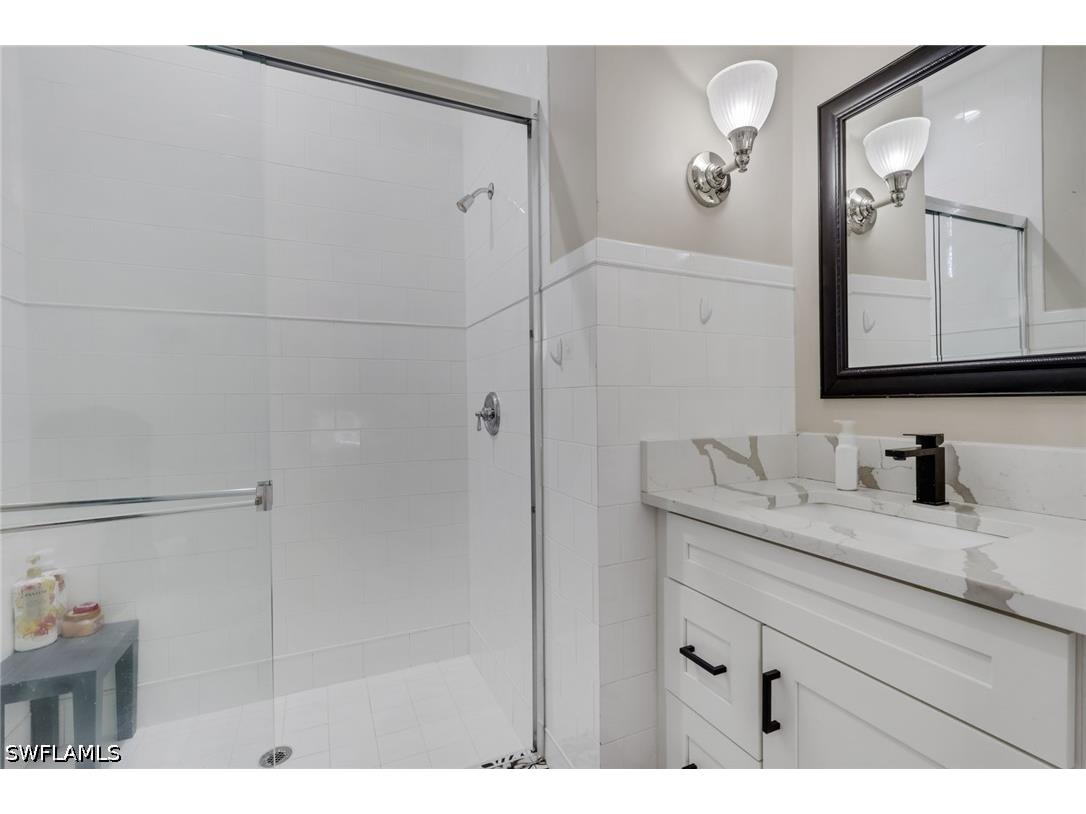 5074 Rustic Oaks Circle Naples FL 34105 226017154 image25