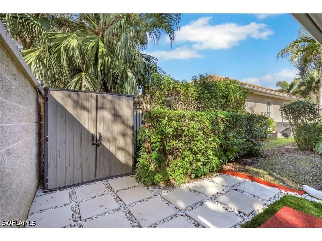 5074 Rustic Oaks Circle Naples FL 34105 226017154 image37