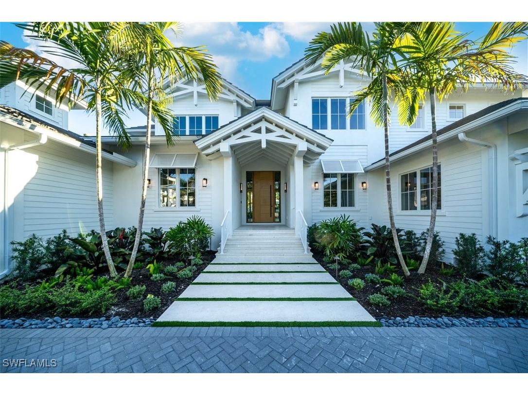 508 16th Avenue S Naples FL 34102 223012032 image2