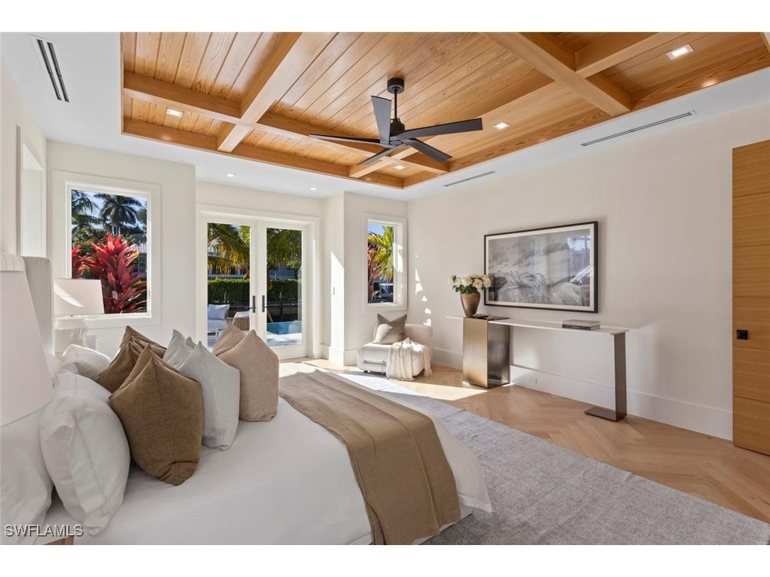 508 16th Avenue S Naples FL 34102 223012032 image22