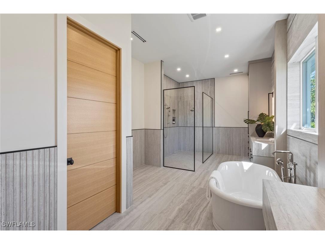 508 16th Avenue S Naples FL 34102 223012032 image24