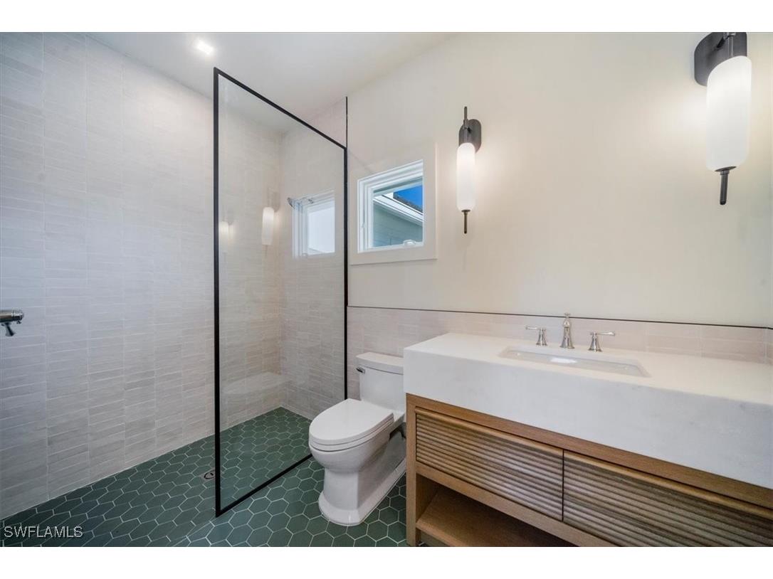 508 16th Avenue S Naples FL 34102 223012032 image27