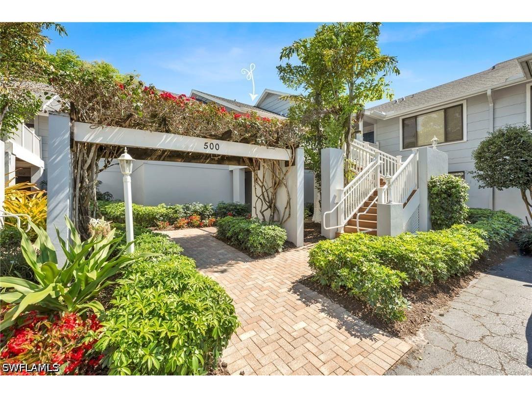 508 Courtside Drive #E203 Naples FL 34105 226005153 image1
