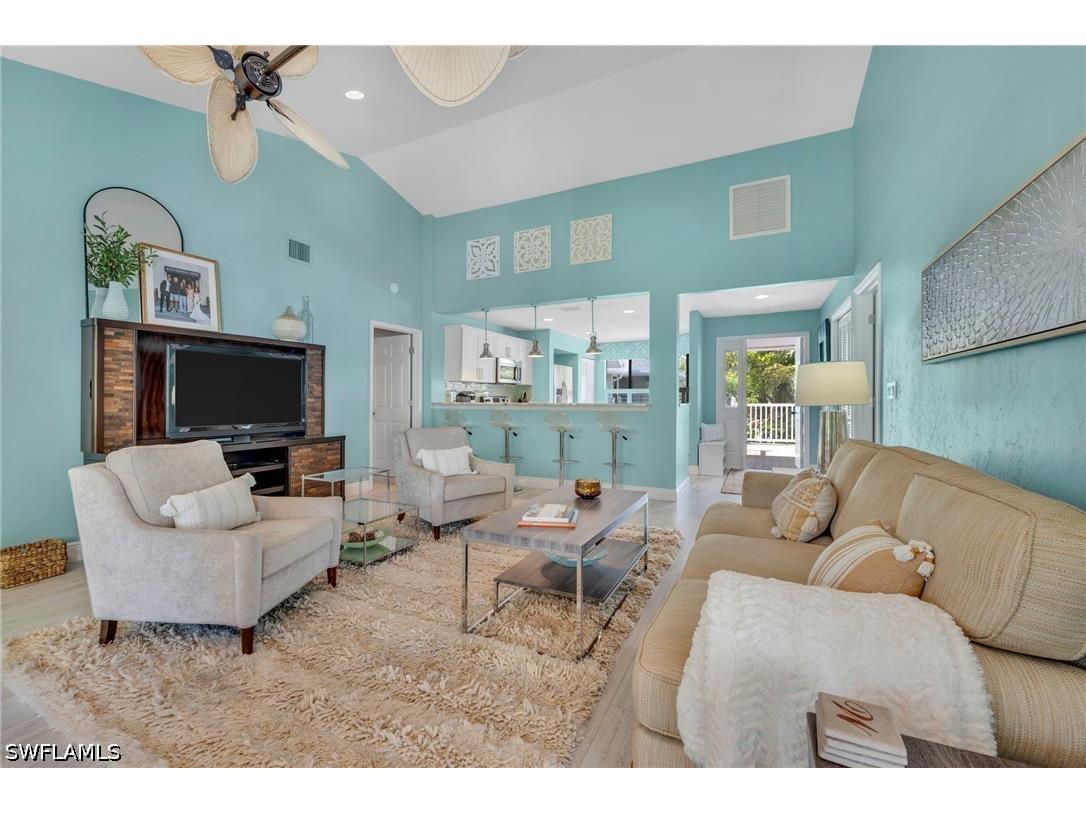 508 Courtside Drive #E203 Naples FL 34105 226005153 image3