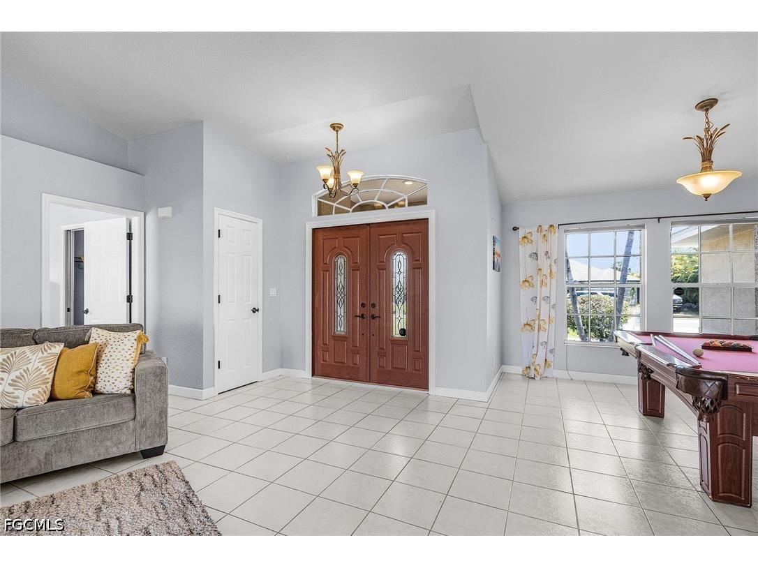 508 SE 9th Place Cape Coral FL 33990 2026019900 image2
