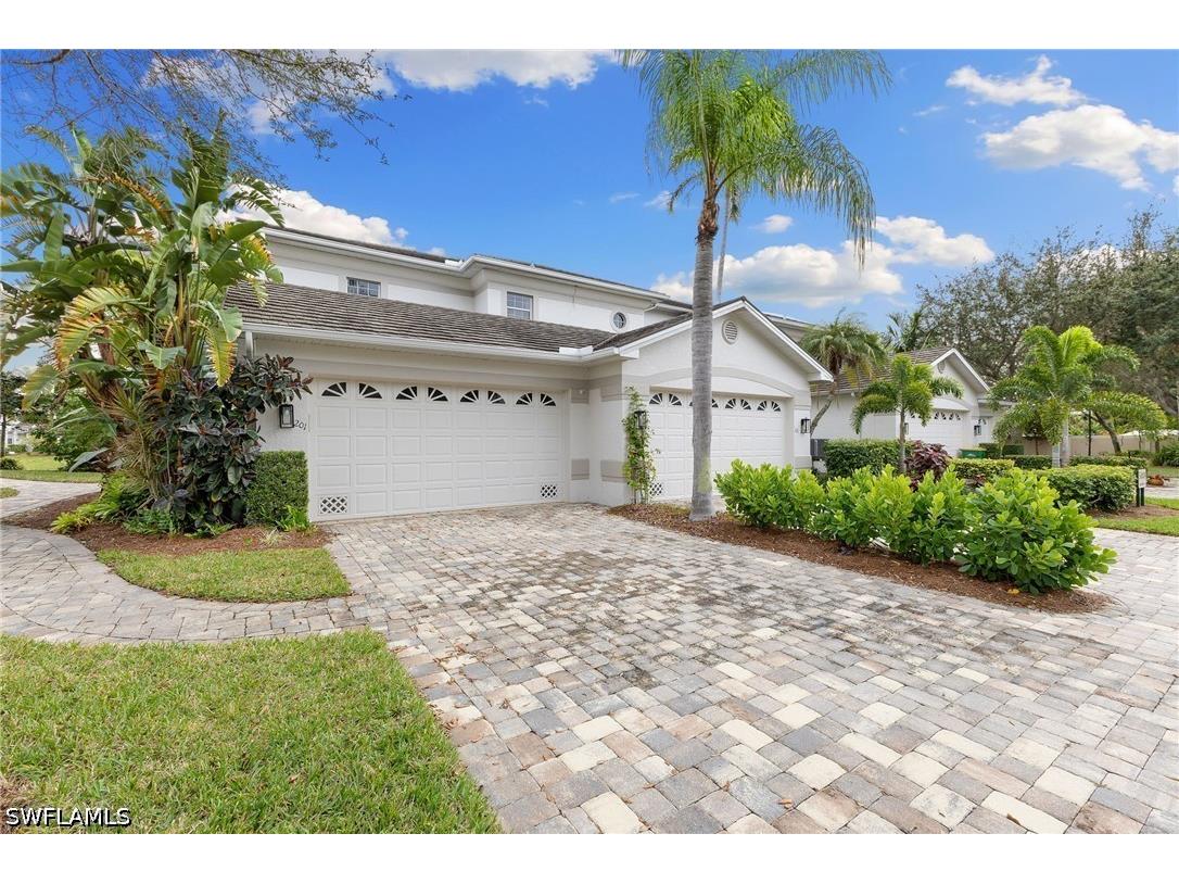 5080 Yacht Harbor Circle #101 Naples FL 34112 226014092 image28