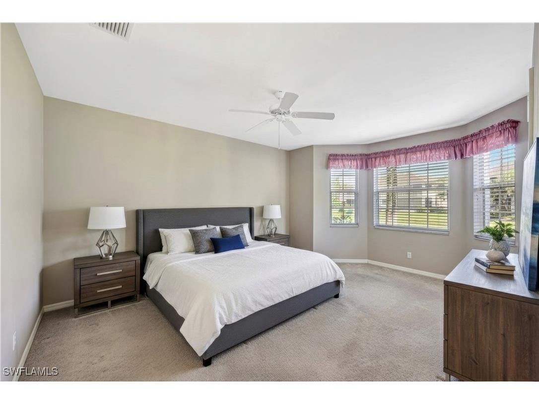 5080 Yacht Harbor Circle #103 Naples FL 34112 224098924 image12