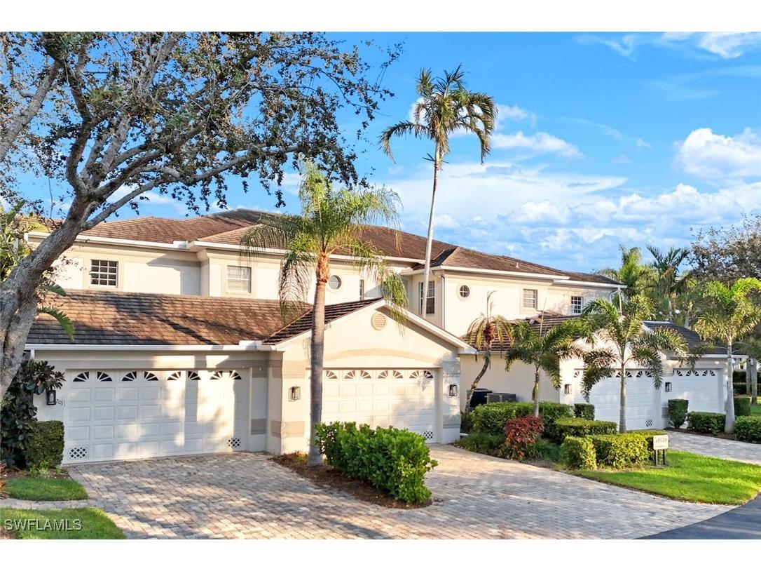 5080 Yacht Harbor Circle #103 Naples FL 34112 224098924 image14