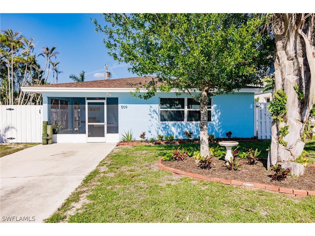 509 106th Avenue N Naples FL 34108 222085031 image1