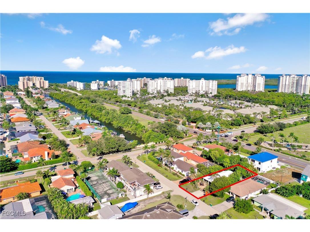 509 110th Avenue N Naples FL 34108 2025016576 image1