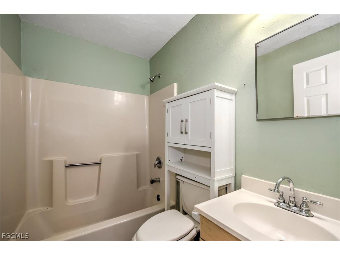 509 Capitol Street North Fort Myers FL 33903 2026008486 image26
