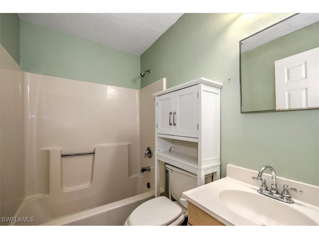 509 Capitol Street North Fort Myers FL 33903 225061135 image26