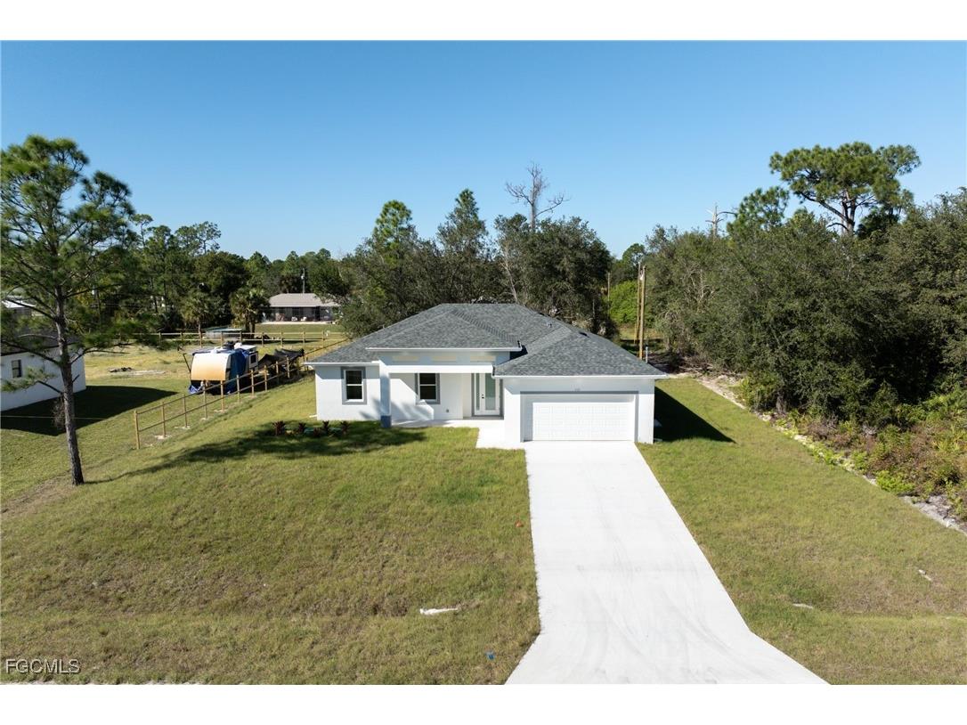 509 Johns Avenue Lehigh Acres FL 33972 2025015820 image3
