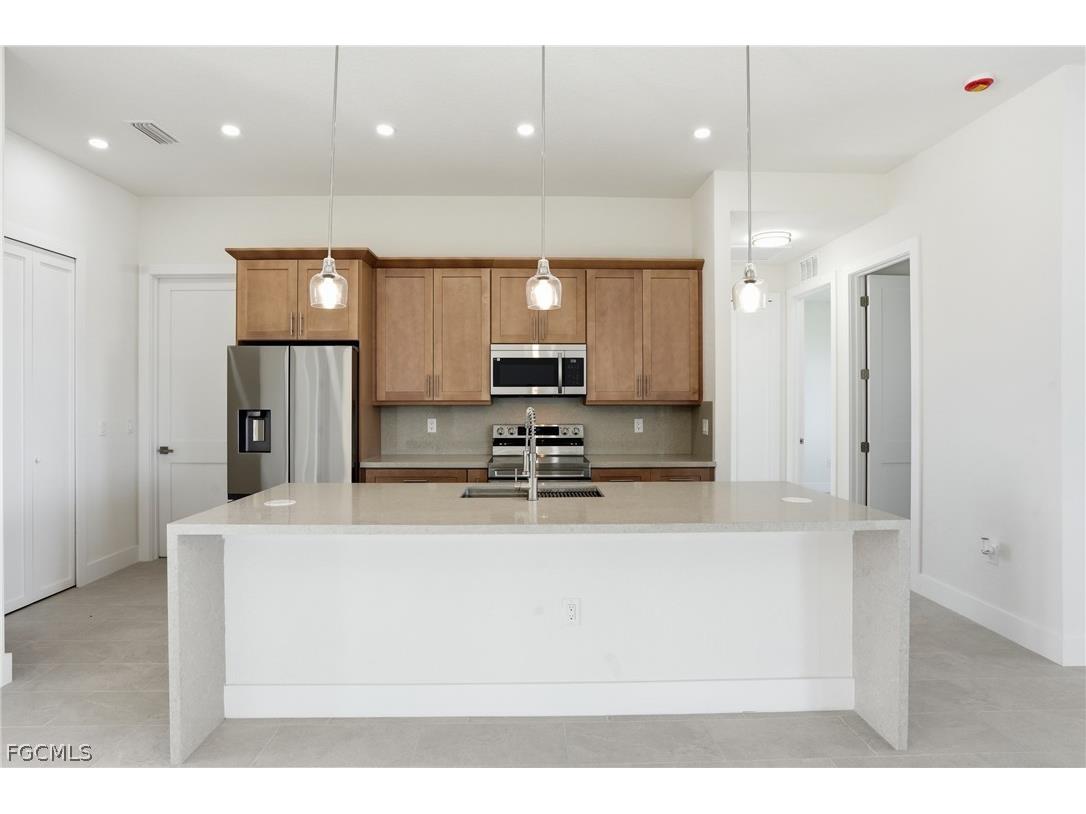 509 NE 25th Street Cape Coral FL 33909 2026009988 image8