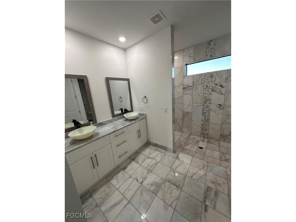 509 NE 5th Terrace Cape Coral FL 33909 2026001465 image20