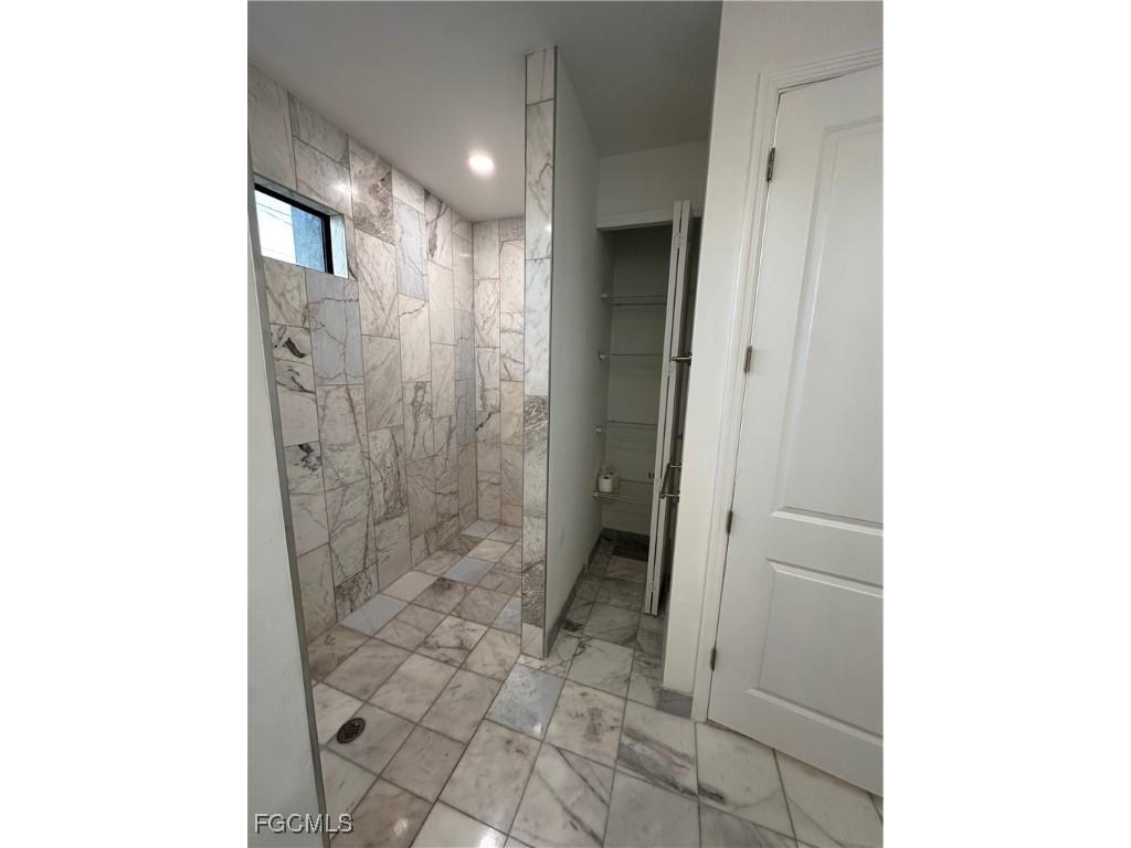 509 NE 5th Terrace Cape Coral FL 33909 2026001465 image22