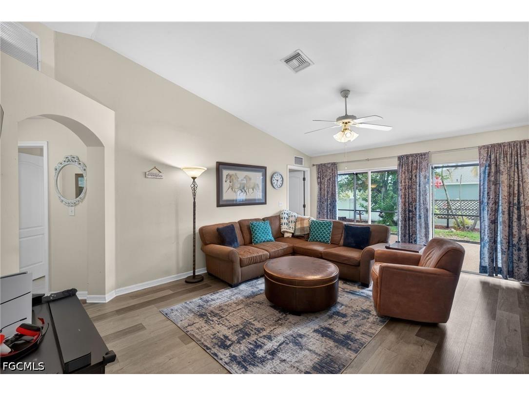 509 NW 36th Avenue Cape Coral FL 33993 2026016586 image1
