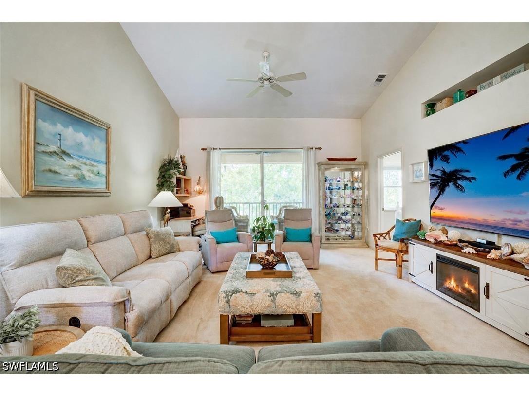 509 Robin Hood Circle #202 Naples FL 34104 226020153 image1