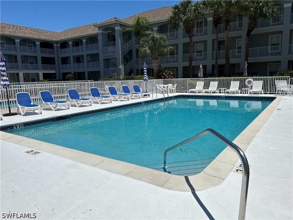 509 Roma Court #201 Naples FL 34110 226012421 image2