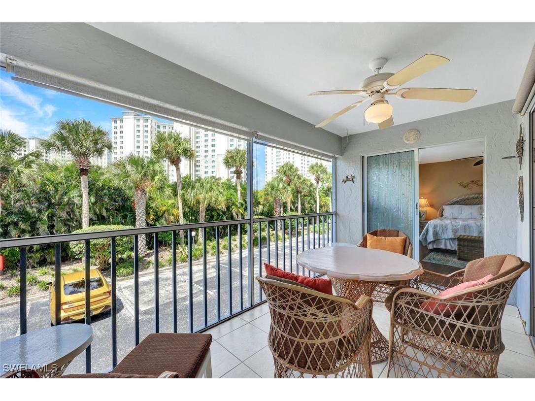 509 Roma Court #202 Naples FL 34110 225071668 image16