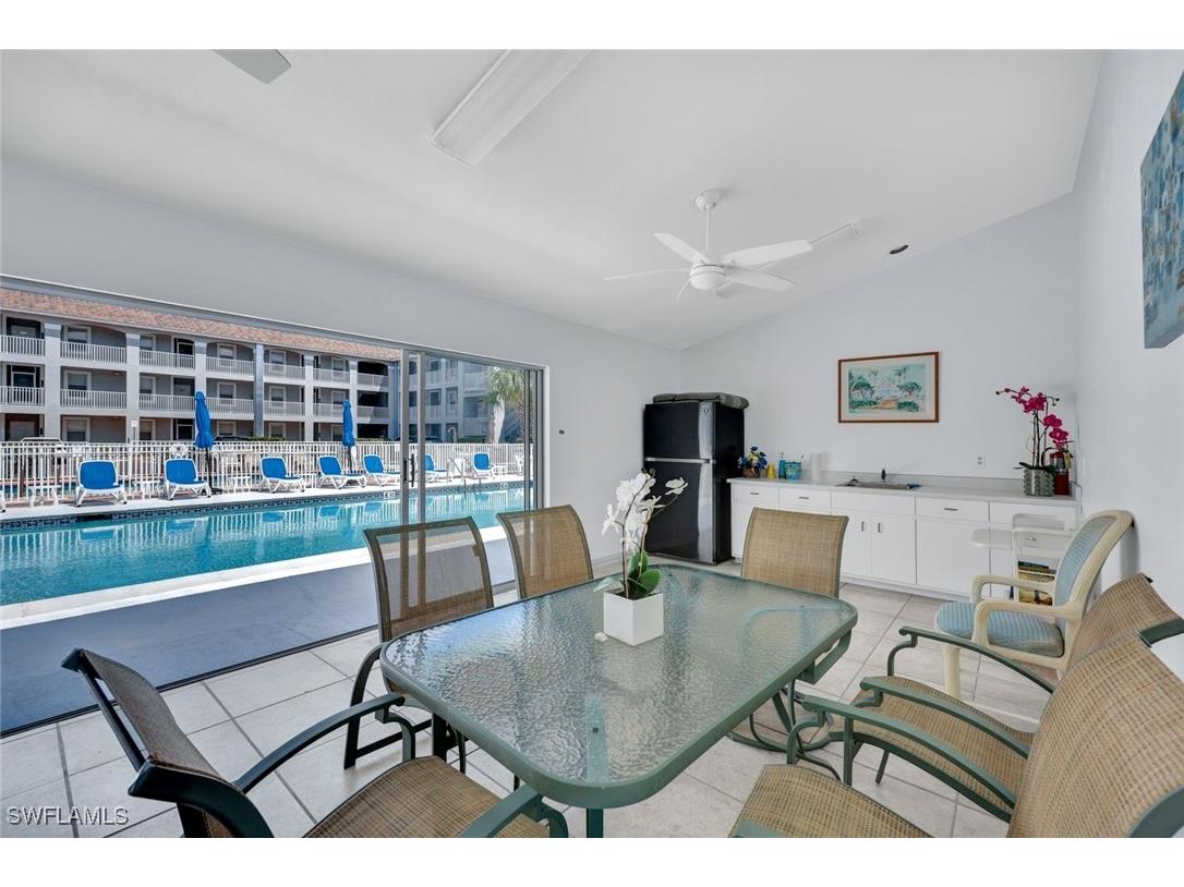 509 Roma Court #202 Naples FL 34110 225071668 image20