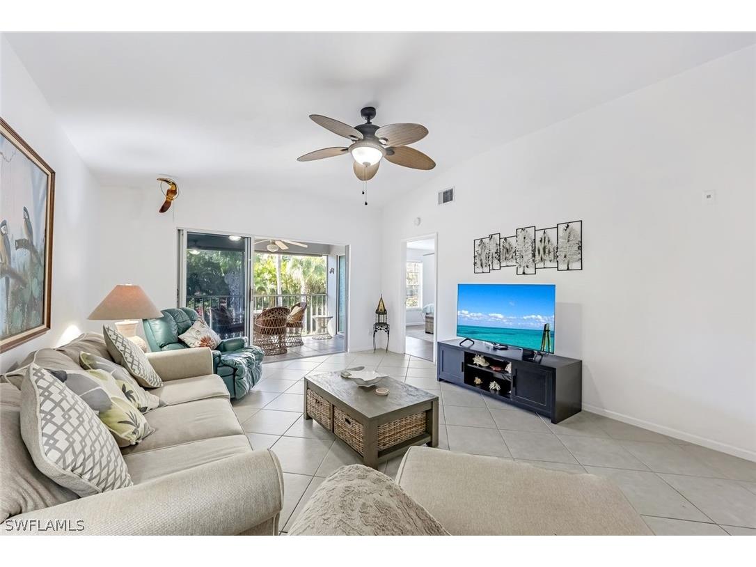 509 Roma Court #202 Naples FL 34110 225071738 image3