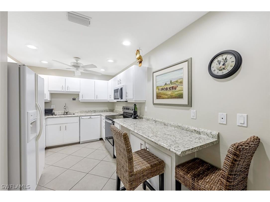 509 Roma Court #202 Naples FL 34110 225071738 image7