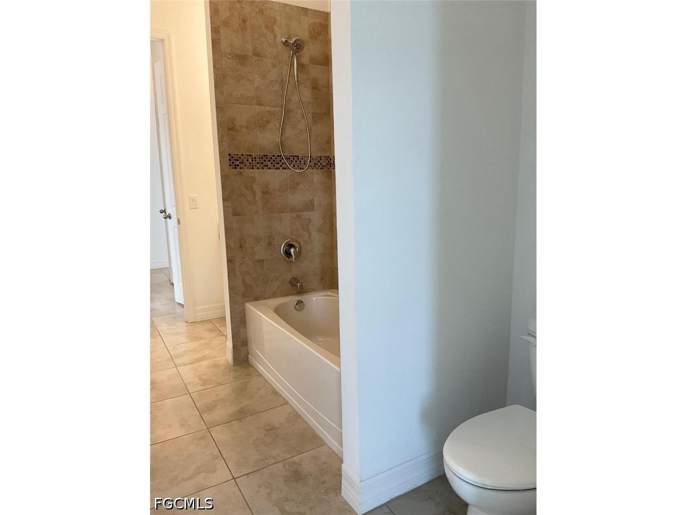 509 SE 21st Street Cape Coral FL 33990 2026020553 image20