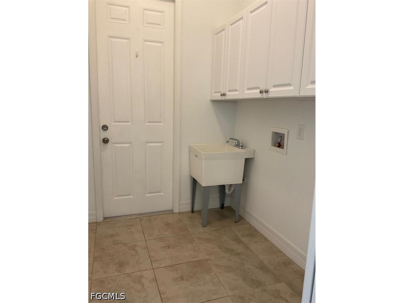 509 SE 21st Street Cape Coral FL 33990 2026020553 image21