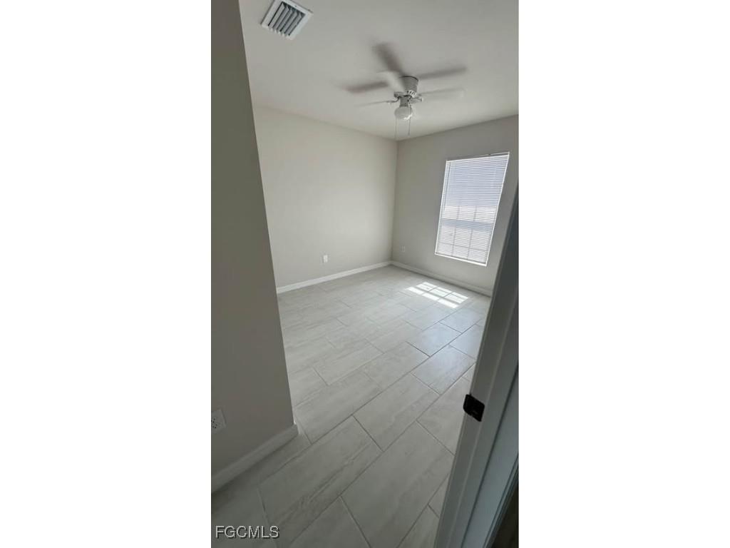 509 SE 4th Terrace Cape Coral FL 33990 2025014130 image14