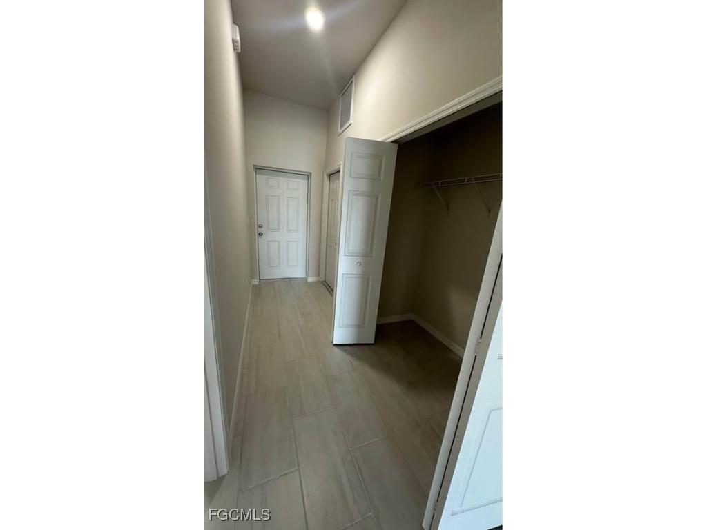 509 SE 4th Terrace Cape Coral FL 33990 2025014130 image6