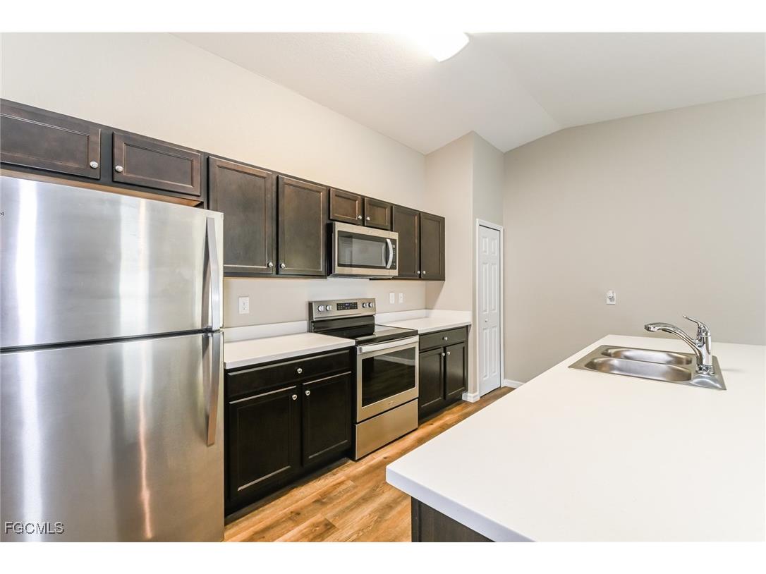 509 SW 7th Place Cape Coral FL 33991 2026001232 image5