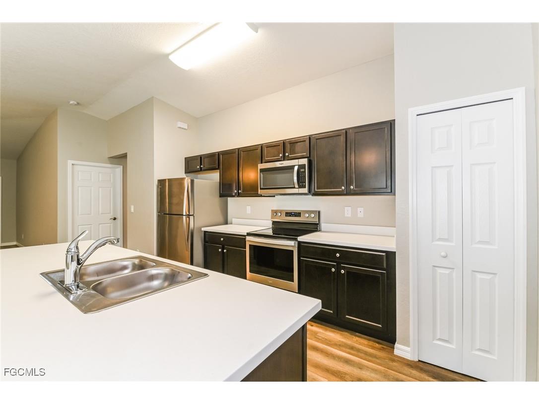 509 SW 7th Place Cape Coral FL 33991 2026001232 image7