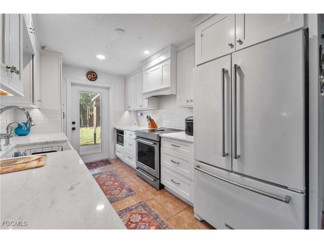 509 Val Mar Drive Fort Myers FL 33919 2025001080 image19