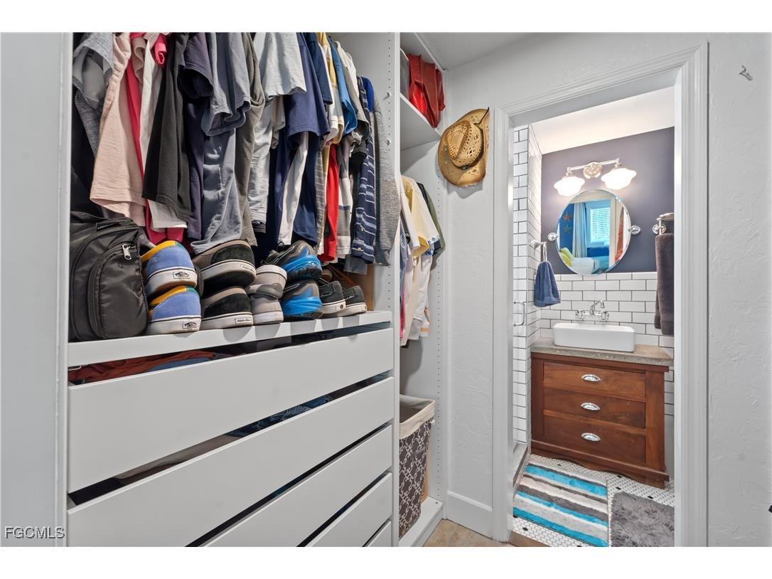 509 Val Mar Drive Fort Myers FL 33919 2025001080 image33