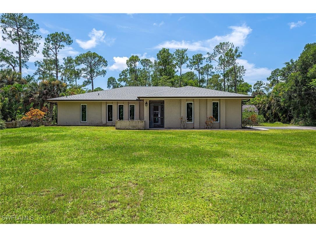 5090 Boxwood Way Naples FL 34116 225068365 image1