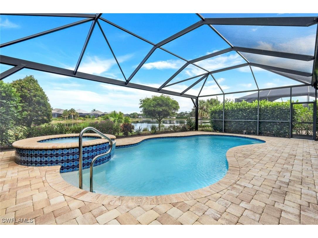 5093 Tortola Court Naples FL 34113 223048525 image1