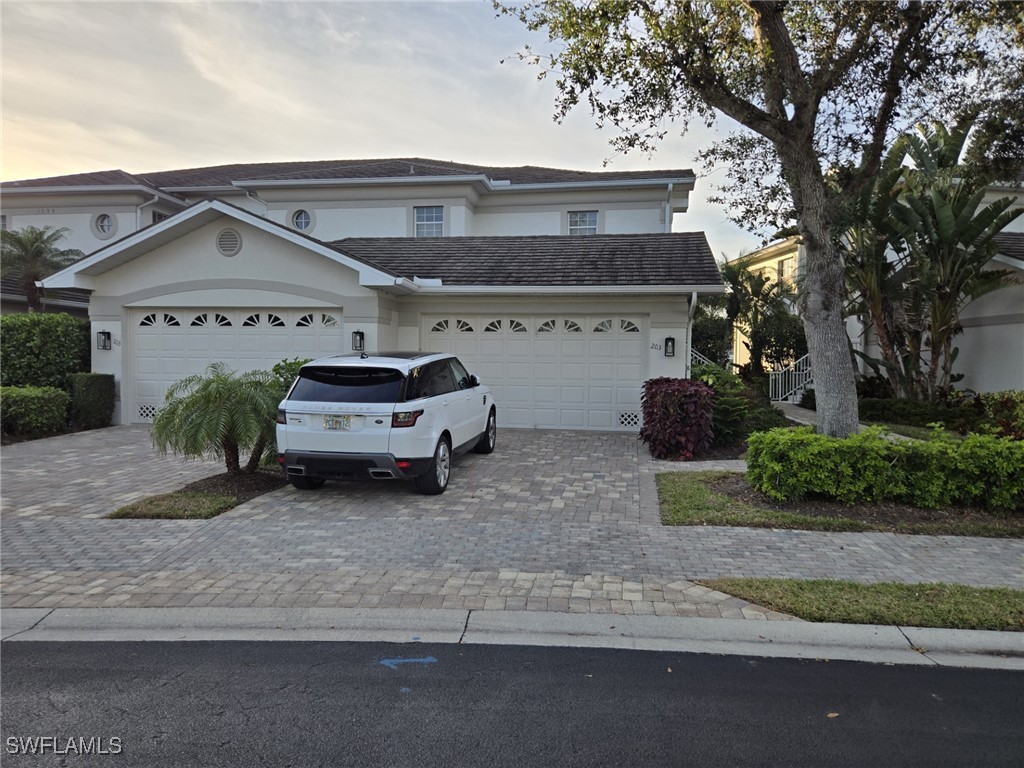 5095 Yacht Harbor Drive #203 Naples FL 34112 225054085 image1