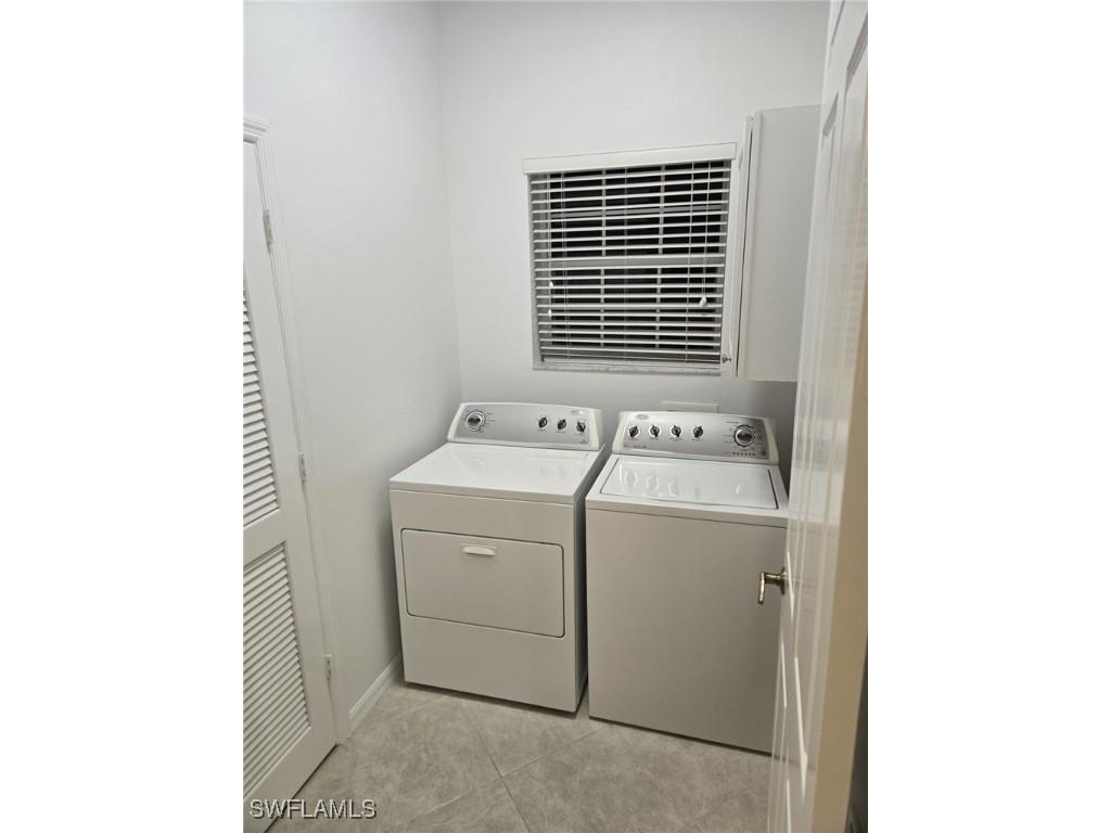 5095 Yacht Harbor Drive #203 Naples FL 34112 225054085 image16