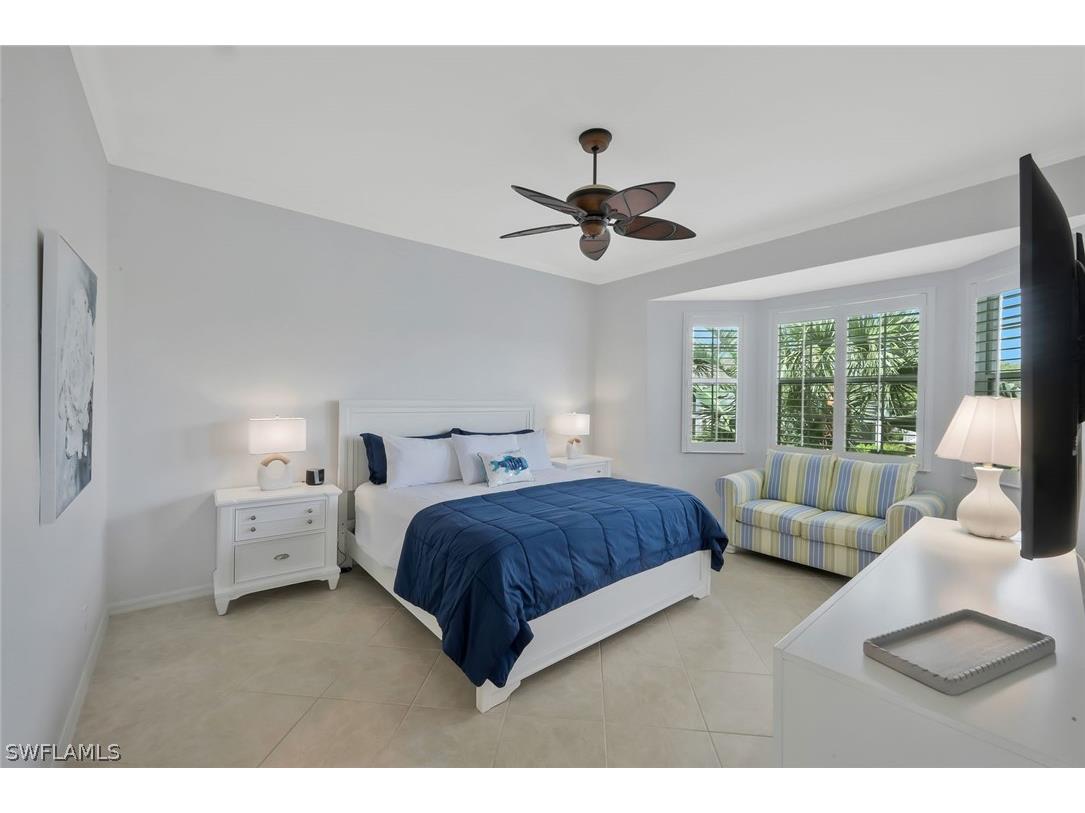 5095 Yacht Harbor Drive #203 Naples FL 34112 226009275 image12