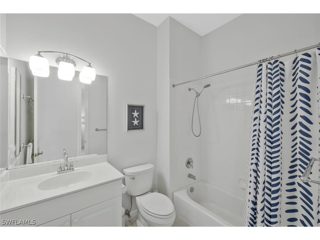 5095 Yacht Harbor Drive #203 Naples FL 34112 226009275 image17