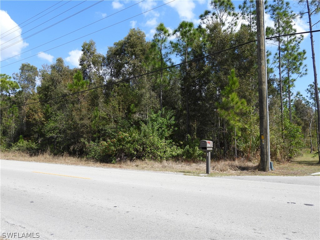 50XX Everglades Boulevard N Naples FL 34120 226006217 image1