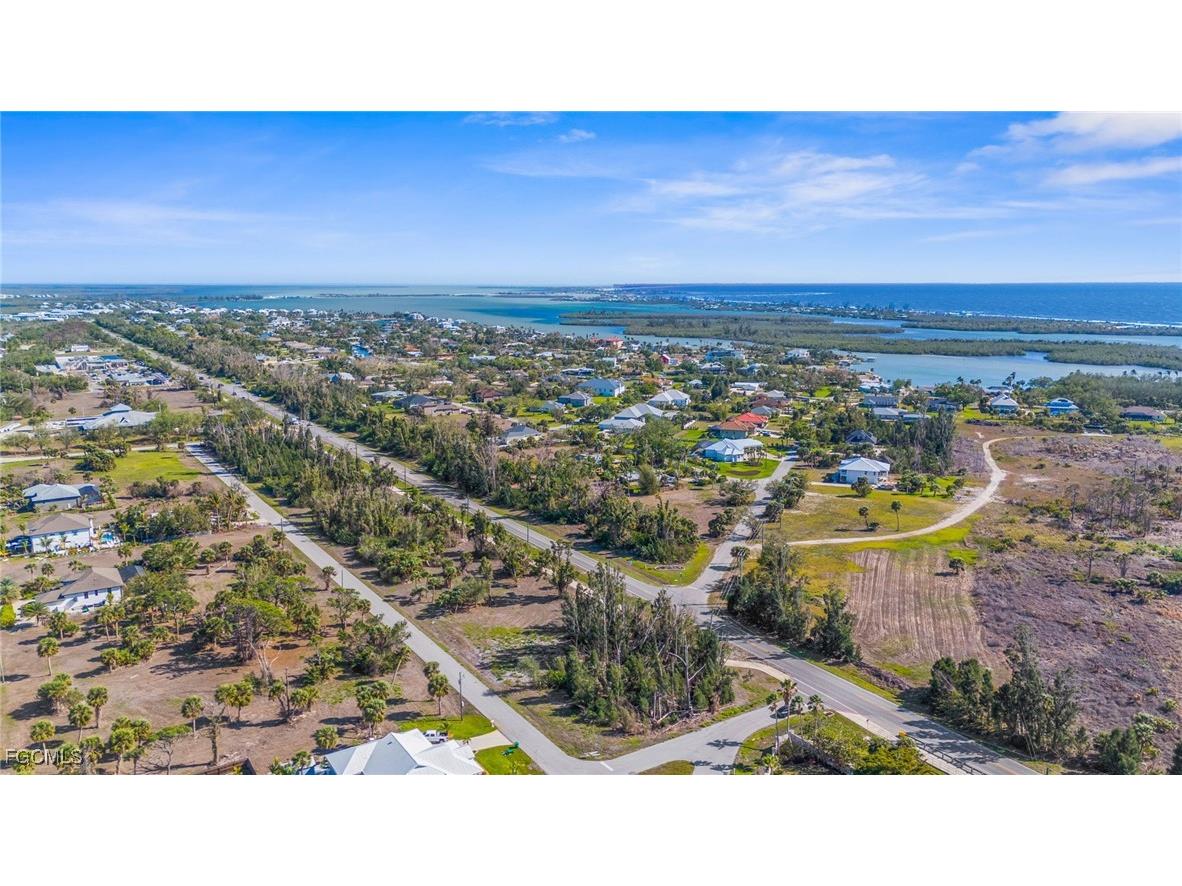 51 Bonita Street Placida FL 33946 2025013650 image10