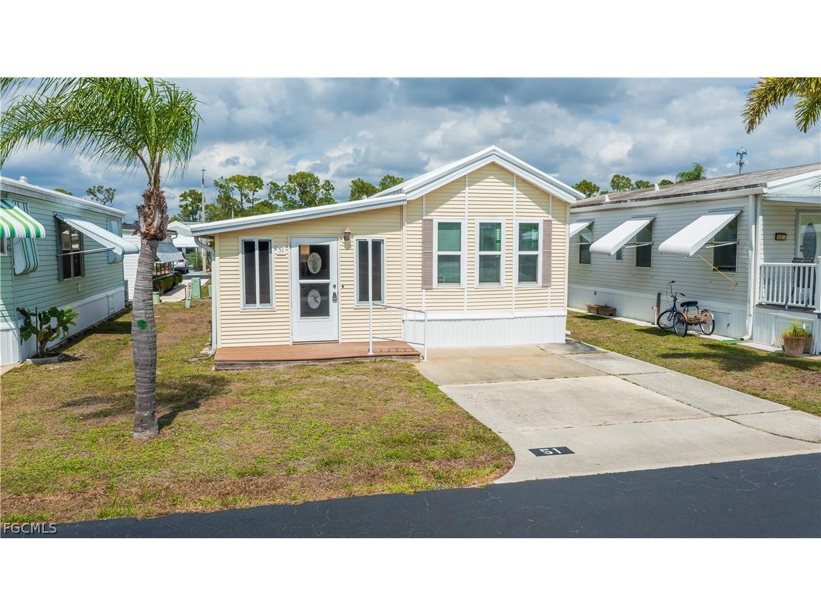 51 La Fonda Lane North Fort Myers FL 33903 2026012542 image1