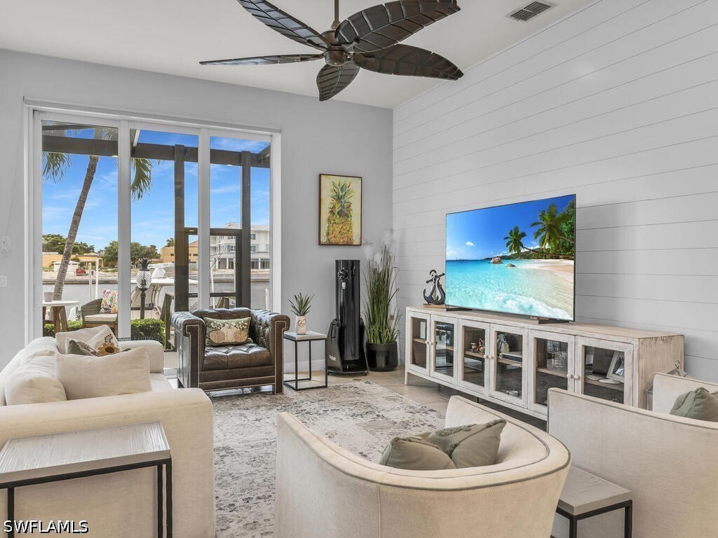 51 S Seas Court Marco Island FL 34145 226013835 image10