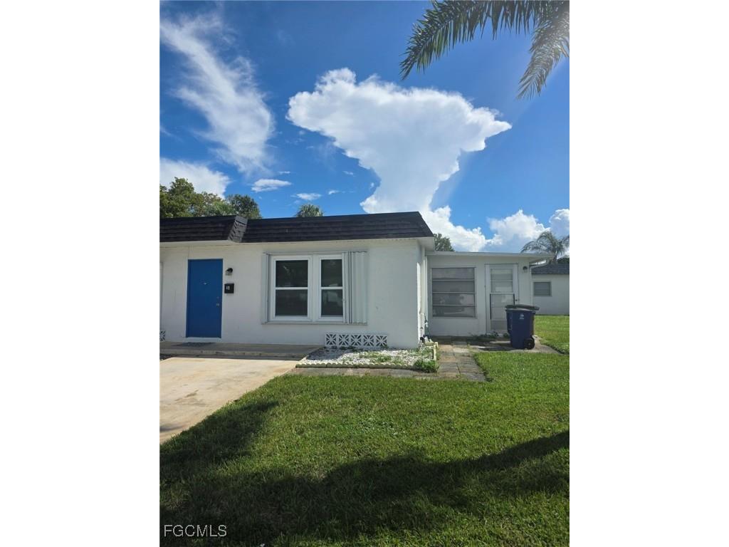 51 Tangerine Court Lehigh Acres FL 33936 2025014929 image1