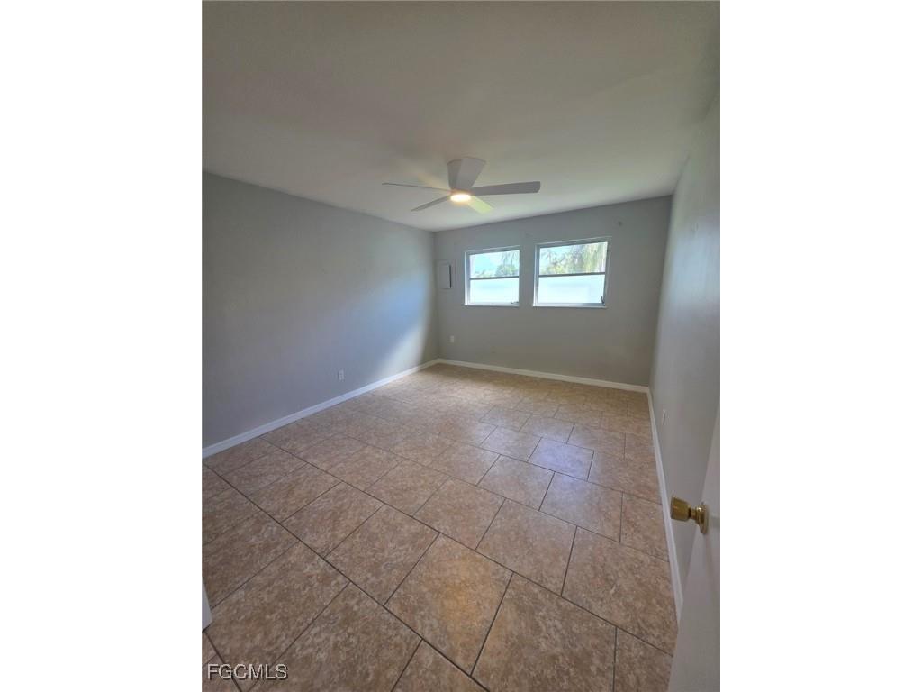 51 Tangerine Court Lehigh Acres FL 33936 2025014929 image10