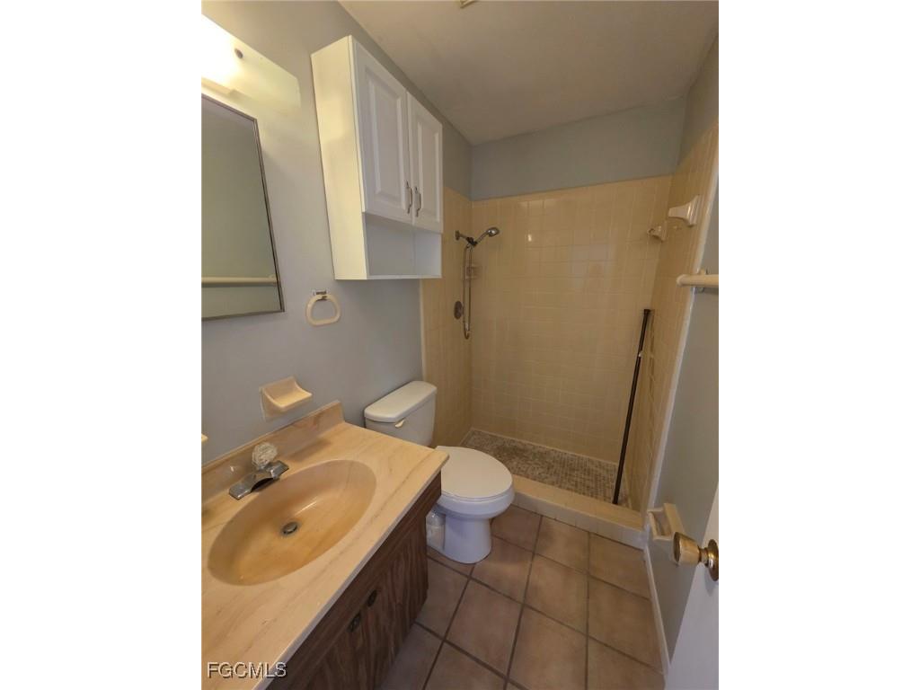 51 Tangerine Court Lehigh Acres FL 33936 2025014929 image9