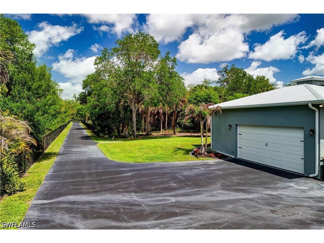 510 10th Avenue NW Naples FL 34120 226016423 image29